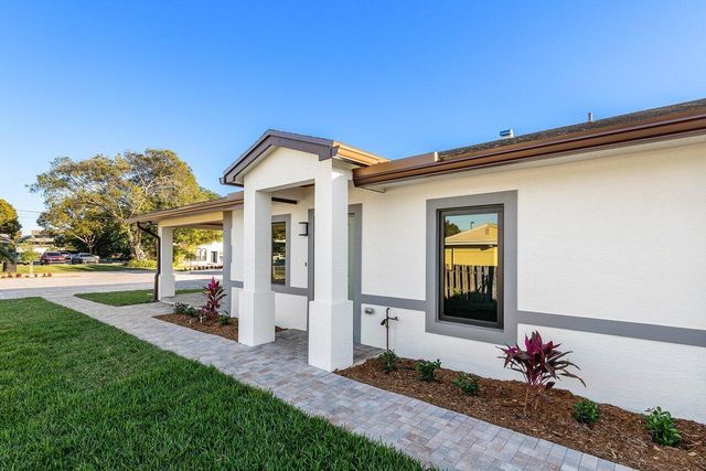 1827 Palm Acres Drive 1, Palm Springs, FL 33406