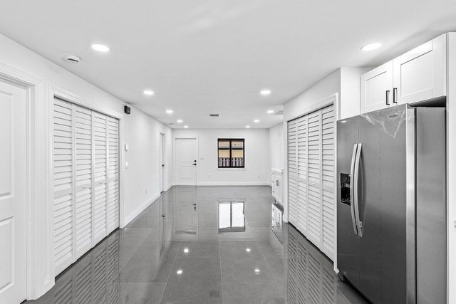 1827 Palm Acres Drive 1, Palm Springs, FL 33406