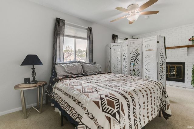 215 E Borley Avenue, Mishawaka, IN 46545