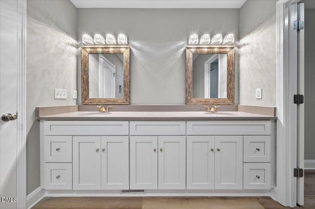 408 S Brevard Street, Selma, NC 27576