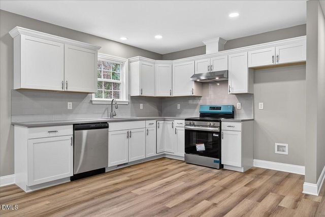 408 S Brevard Street, Selma, NC 27576