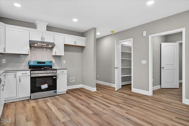 408 S Brevard Street, Selma, NC 27576