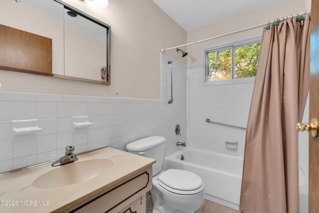 19B Michigan Avenue B, Whiting, NJ 08759