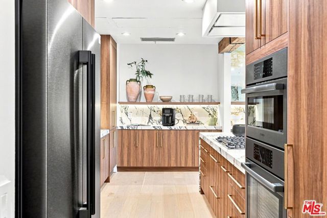 10580 Wilshire Boulevard 36, Los Angeles, CA 90024