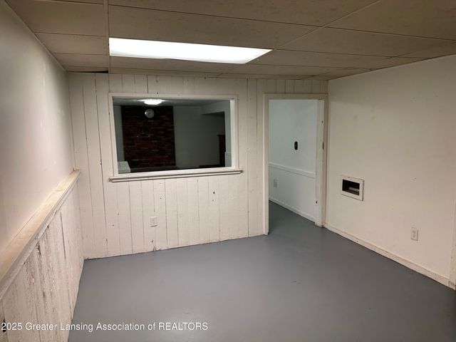 827 Walnut Street, Charlotte, MI 48813