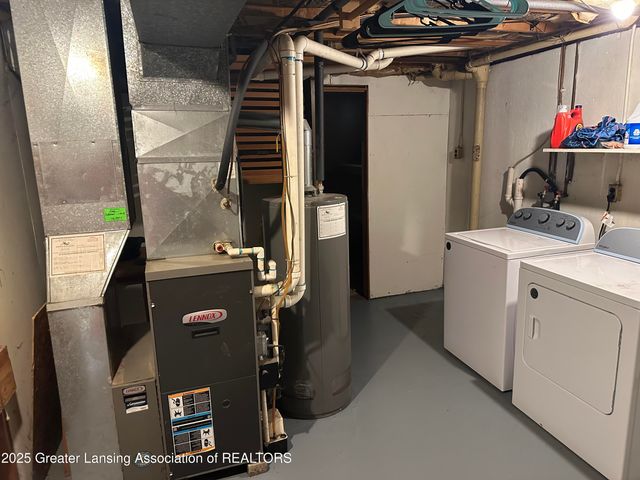 827 Walnut Street, Charlotte, MI 48813