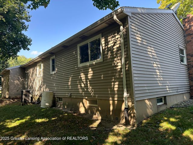 827 Walnut Street, Charlotte, MI 48813