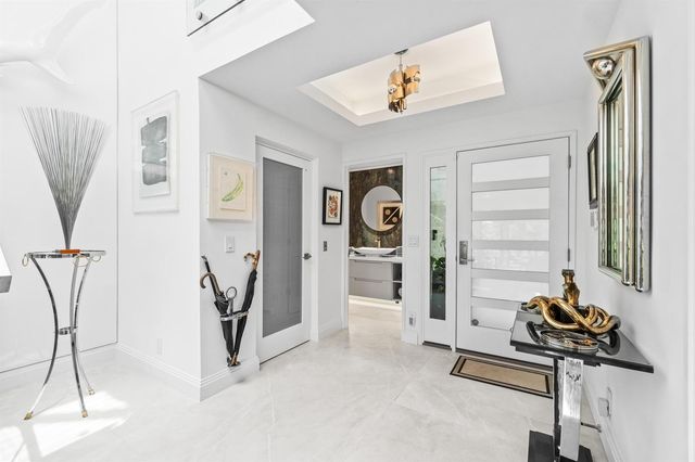 2335 S Ocean Boulevard C9, Palm Beach, FL 33480