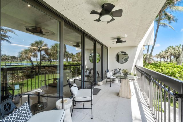 2335 S Ocean Boulevard C9, Palm Beach, FL 33480