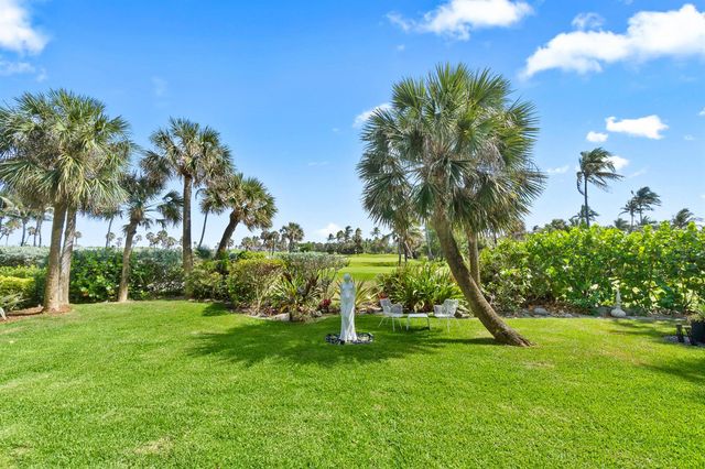 2335 S Ocean Boulevard C9, Palm Beach, FL 33480