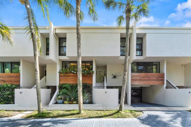 2335 S Ocean Boulevard C9, Palm Beach, FL 33480