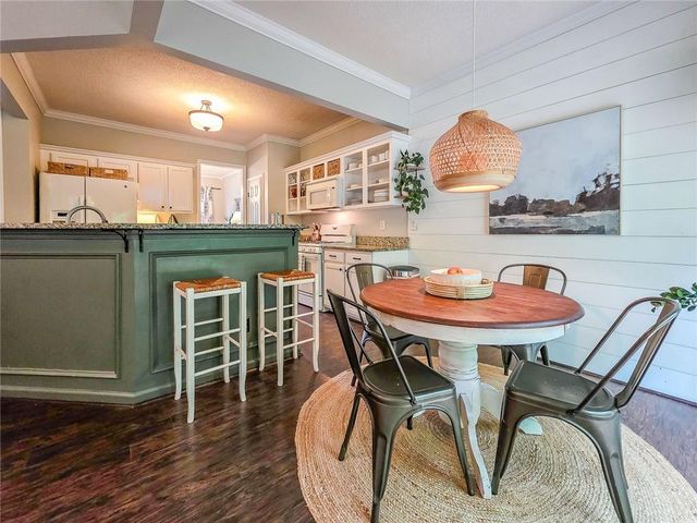 134 Santa Anita Trail, Woodstock, GA 30189