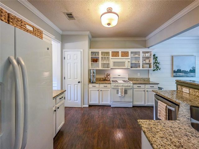 134 Santa Anita Trail, Woodstock, GA 30189
