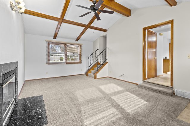 1948 Lakeaires Boulevard, White Bear Lake, MN 55110