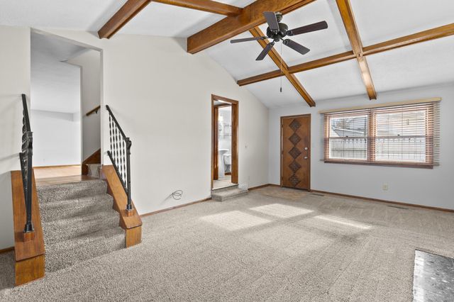 1948 Lakeaires Boulevard, White Bear Lake, MN 55110