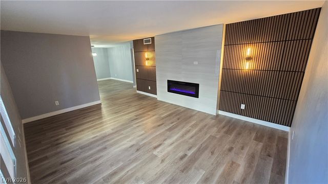 2080 Karen Avenue 49, Las Vegas, NV 89169