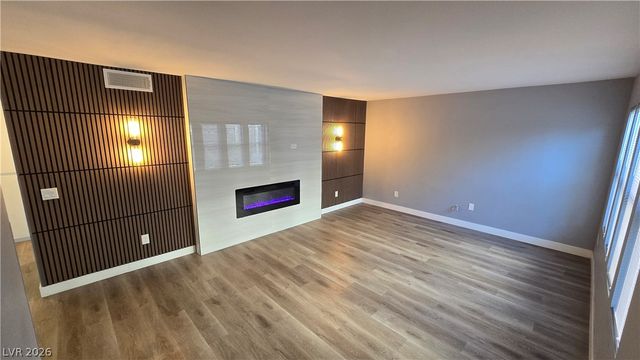 2080 Karen Avenue 49, Las Vegas, NV 89169