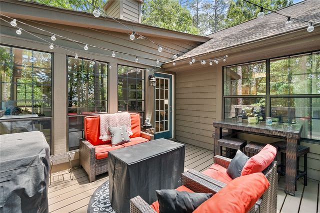 11 Pine Garden Way Drive, Salem, SC 29676