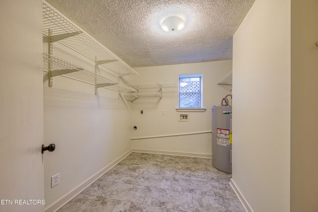 400 Balsam Drive, Knoxville, TN 37918