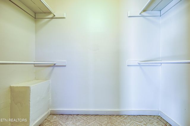 400 Balsam Drive, Knoxville, TN 37918