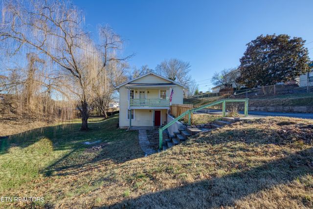 400 Balsam Drive, Knoxville, TN 37918