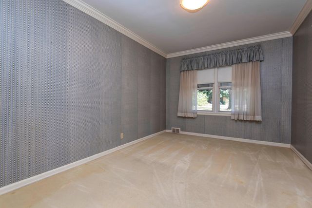 1530 S Delaware Avenue, Springfield, MO 65804