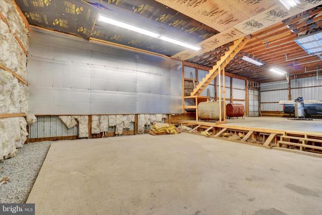 745 JACKSON SQUARE RD, Spring Grove, PA 17362