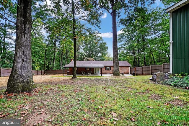 745 JACKSON SQUARE RD, Spring Grove, PA 17362
