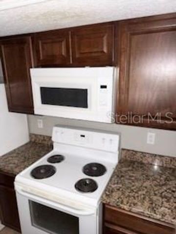 900 LAKE DESTINY ROAD B, Altamonte Springs, FL 32714