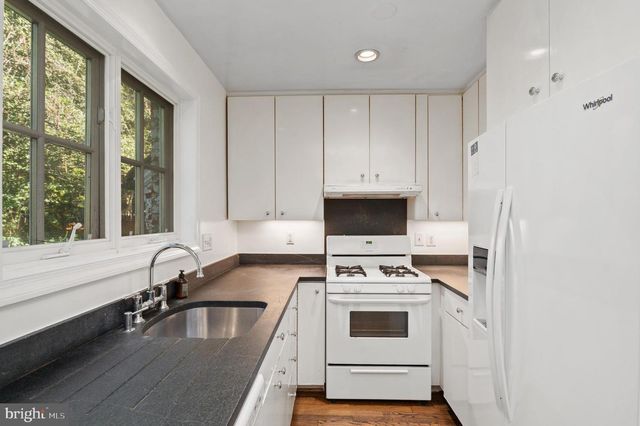 4849 RODMAN ST NW, Washington, DC 20016