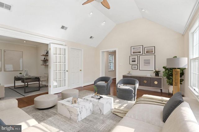 4849 RODMAN ST NW, Washington, DC 20016