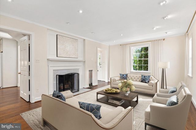 4849 RODMAN ST NW, Washington, DC 20016