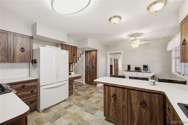 3 Gilmore Dr, Cheektowaga, NY 14225