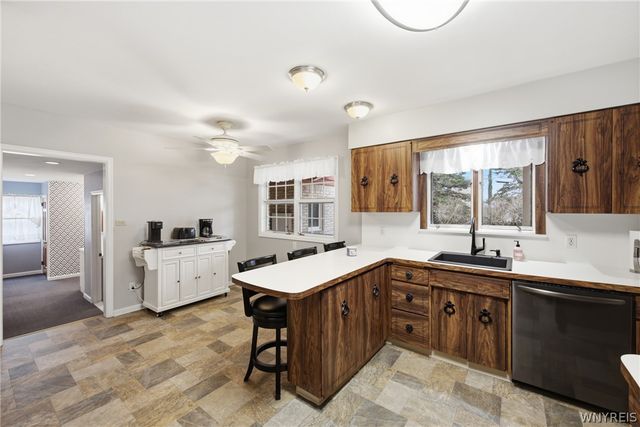 3 Gilmore Dr, Cheektowaga, NY 14225