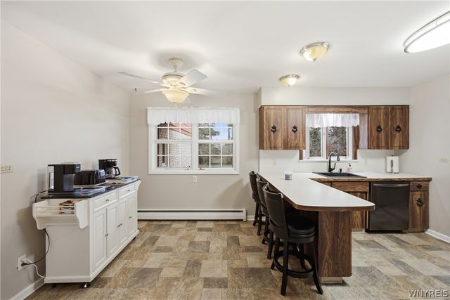 3 Gilmore Dr, Cheektowaga, NY 14225