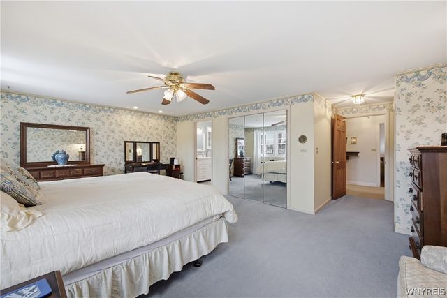 3 Gilmore Dr, Cheektowaga, NY 14225