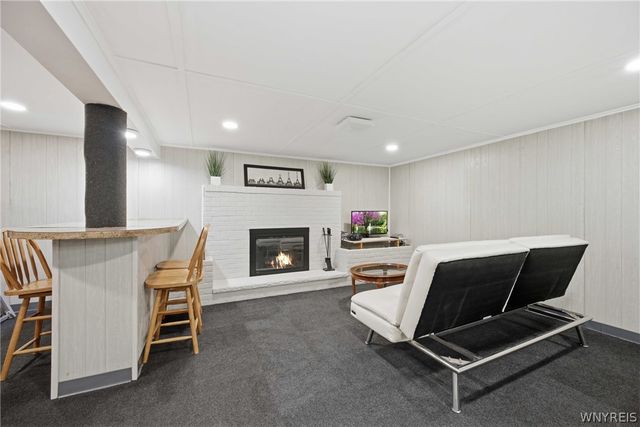 3 Gilmore Dr, Cheektowaga, NY 14225