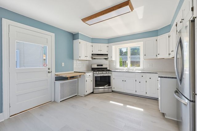 210 Pleasant Street, Marblehead, MA 01945