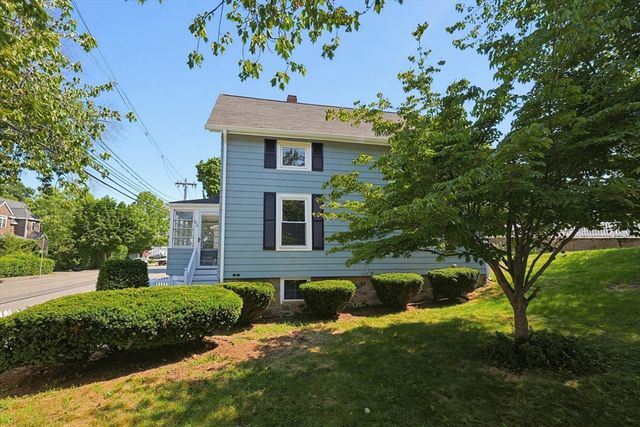210 Pleasant Street, Marblehead, MA 01945