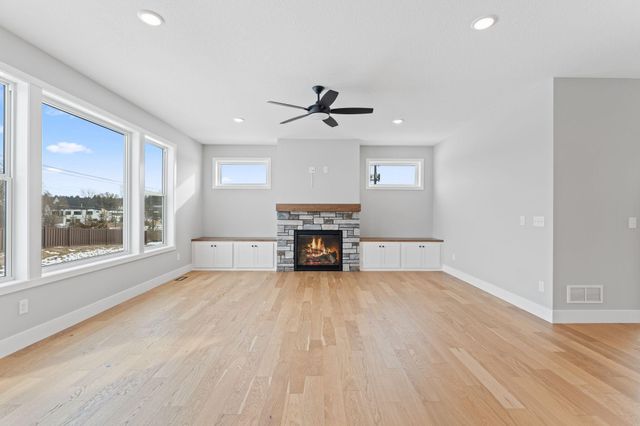 631 Parkside Court, Eagan, MN 55123