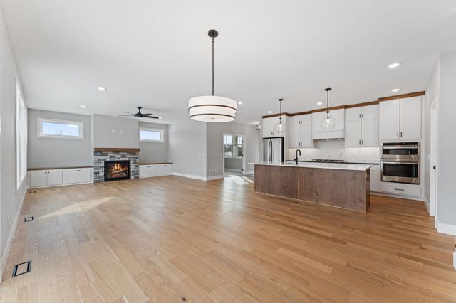 631 Parkside Court, Eagan, MN 55123