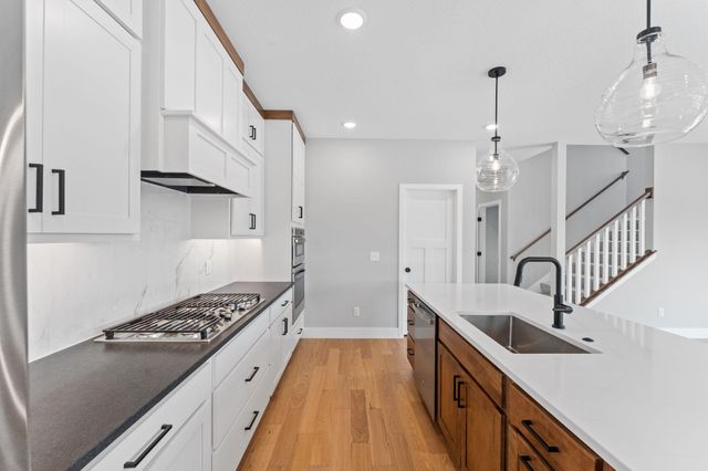 631 Parkside Court, Eagan, MN 55123