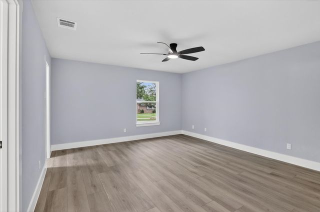 2005 Chestnut Road, Carrollton, TX 75007
