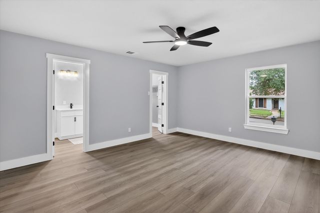 2005 Chestnut Road, Carrollton, TX 75007