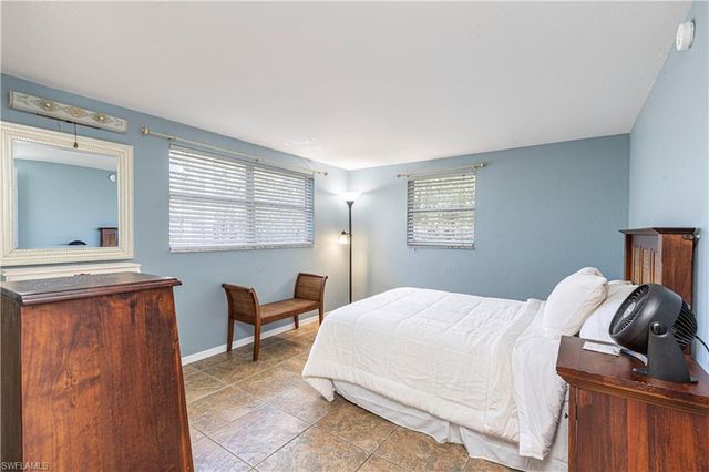 4567 San Antonio LN, Bonita Springs, FL 34134