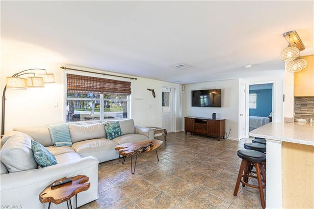 4567 San Antonio LN, Bonita Springs, FL 34134