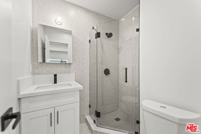 1254 9th Street B, Santa Monica, CA 90401