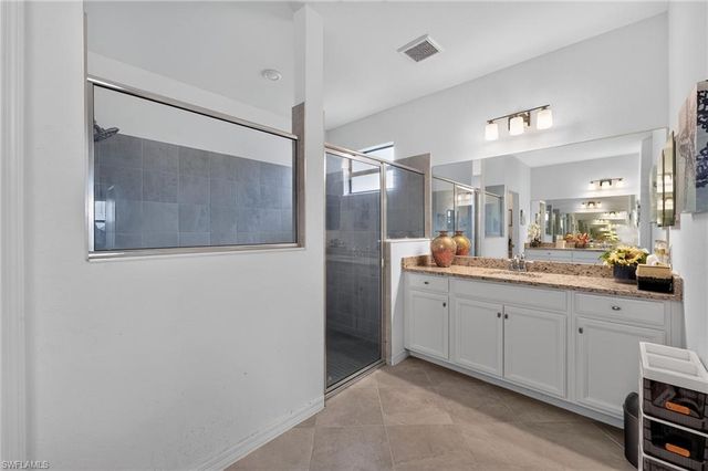 3335 Menores WAY, Fort Myers, FL 33905