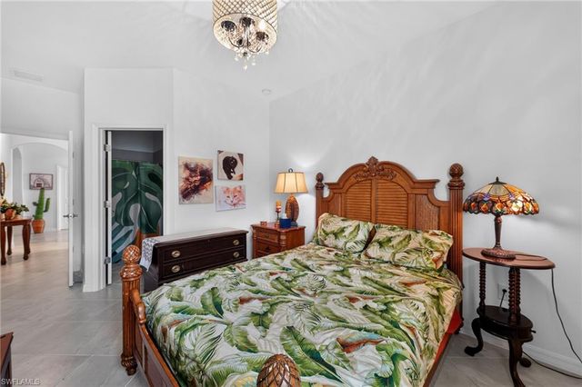 3335 Menores WAY, Fort Myers, FL 33905