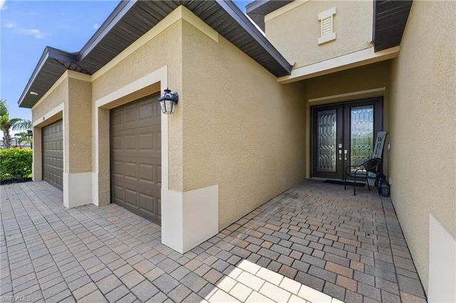 3335 Menores WAY, Fort Myers, FL 33905
